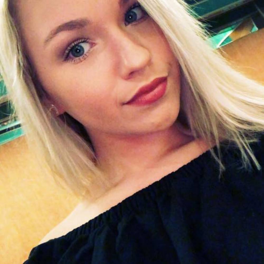 Meet your Posher, Addy